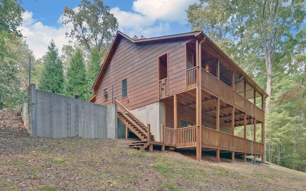 230 Pine Forest Loop Property Photo 1