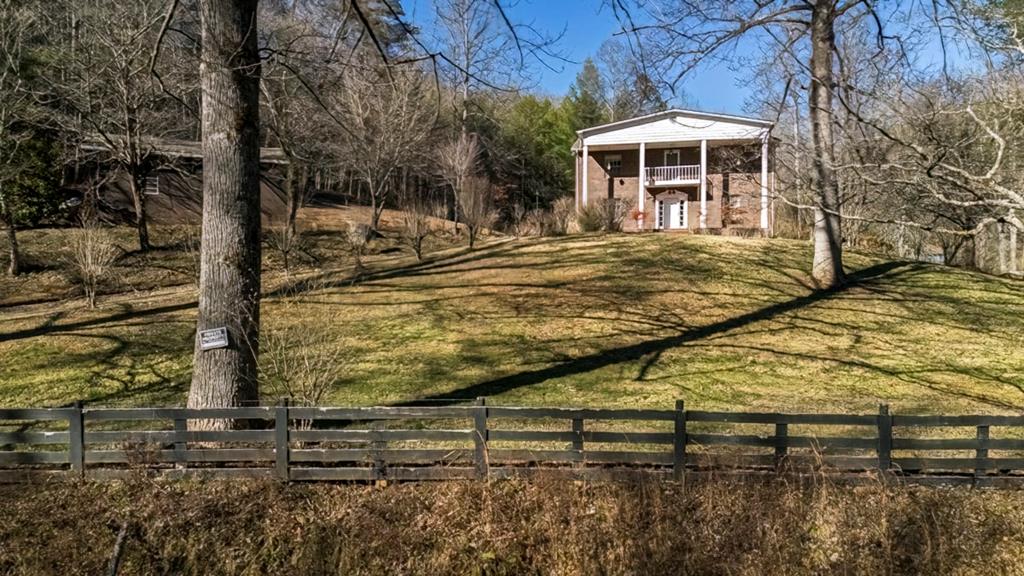 200 Mt. Liberty Property Photo 1