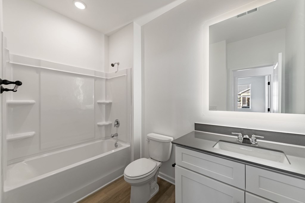 Unit 49 Grove Loop Property Photo 19