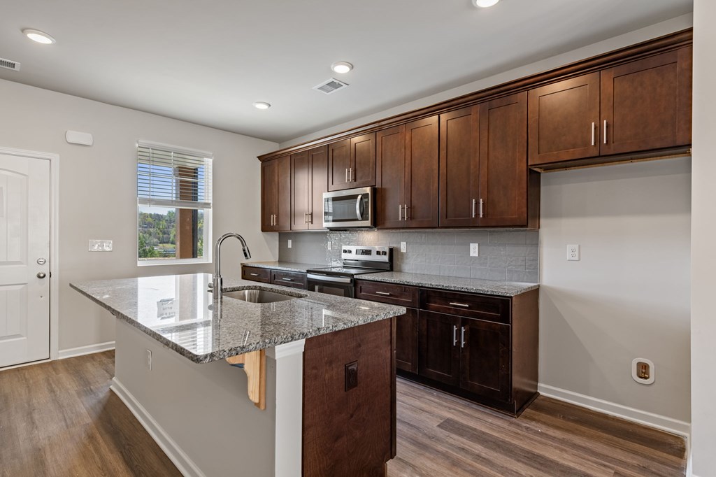 Unit 49 Grove Loop Property Photo 21