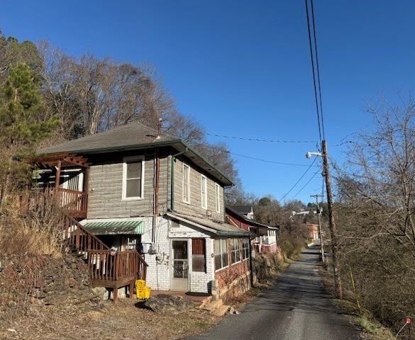 246 Main Street Property Photo 1
