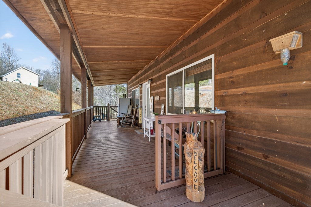 223 Red Bud Lane Property Photo 10