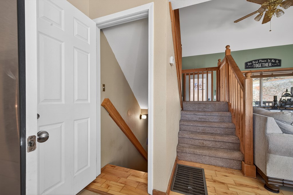 223 Red Bud Lane Property Photo 34