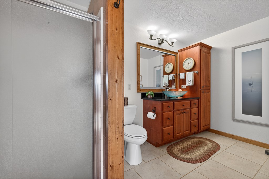 200 Twelve Oaks Drive Property Photo 49