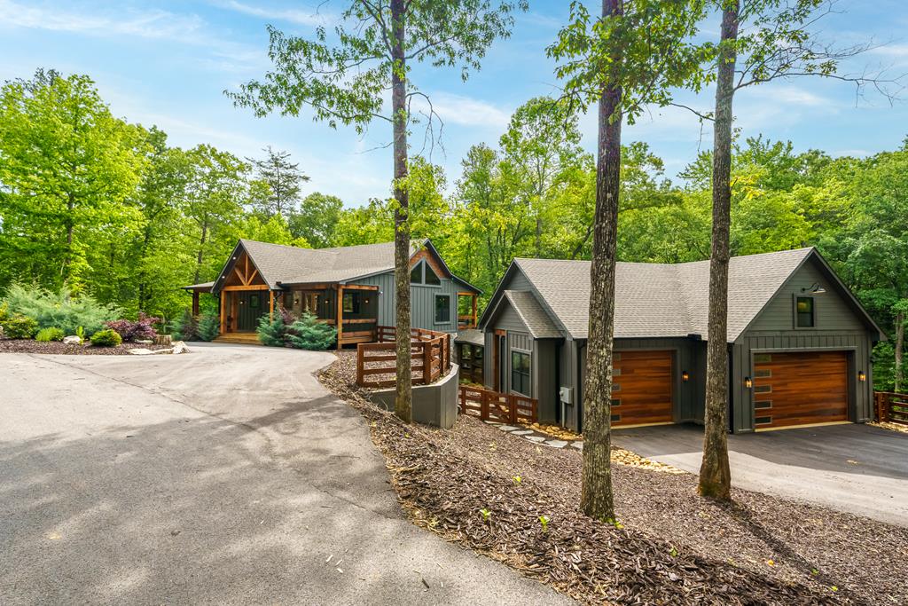 522 Lees Ride Property Photo 1
