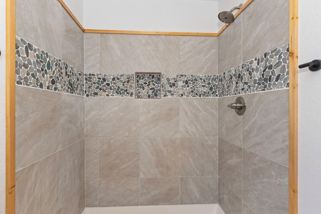 87 Tuscarora Trail Property Photo 55