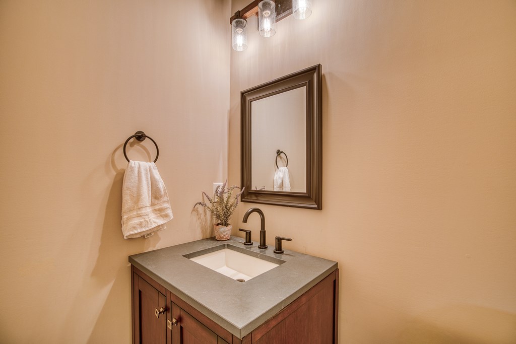 1722 High Summit Drive Property Photo 20