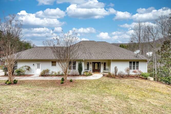 105 Carroll Lake Lane Property Photo 6