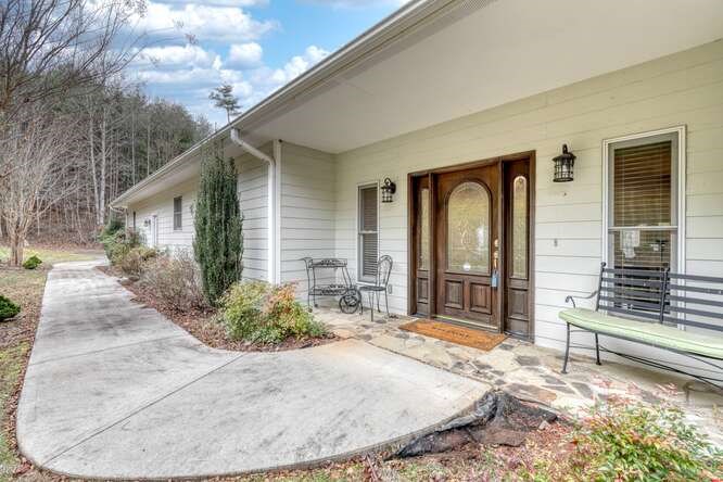 105 Carroll Lake Lane Property Photo 7