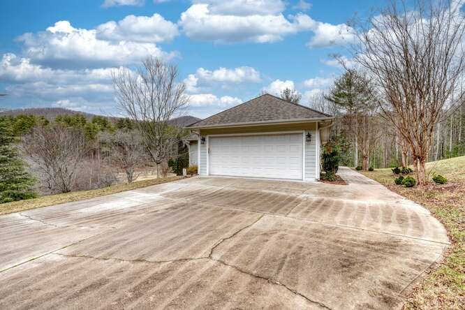 105 Carroll Lake Lane Property Photo 61