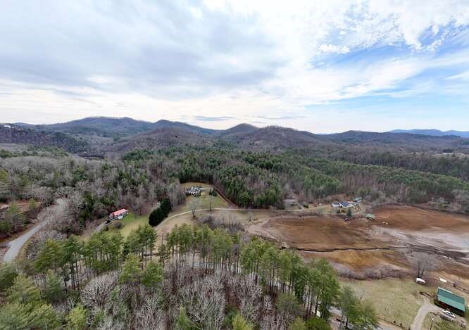 105 Carroll Lake Lane Property Photo 68