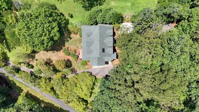 29 Caboose Lane Property Photo 3