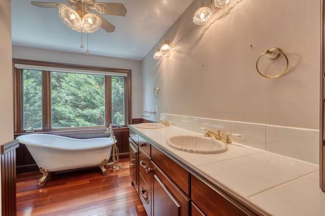 29 Caboose Lane Property Photo 6