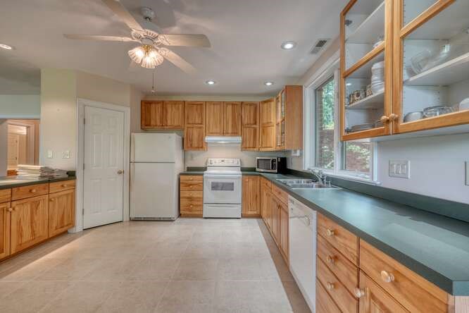 29 Caboose Lane Property Photo 40