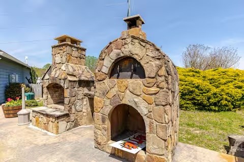 166 Mountain Meadows Drive Property Photo 30