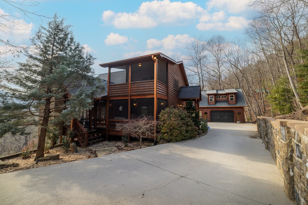 101 Falling Rock Road Property Photo 10