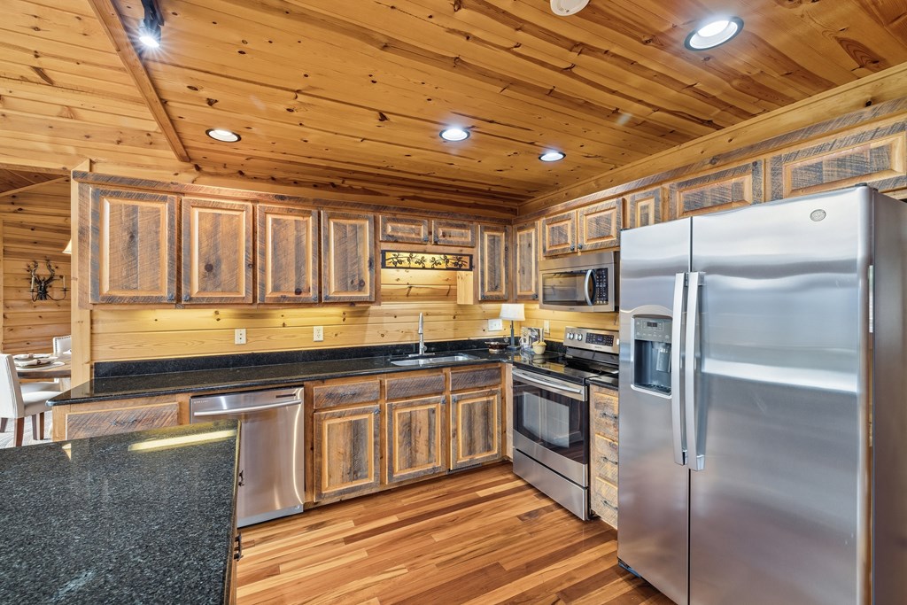 101 Falling Rock Road Property Photo 17