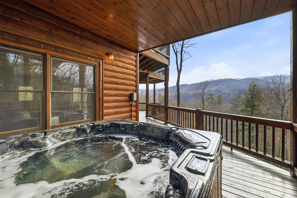 101 Falling Rock Road Property Photo 41