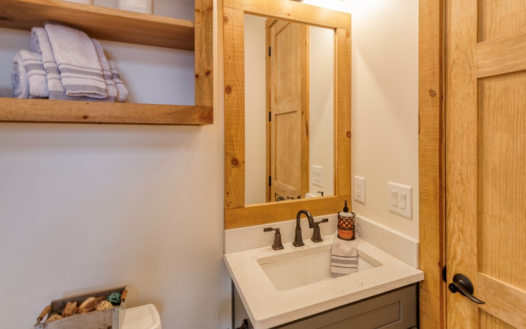 1083 Synacia Drive Property Photo 32
