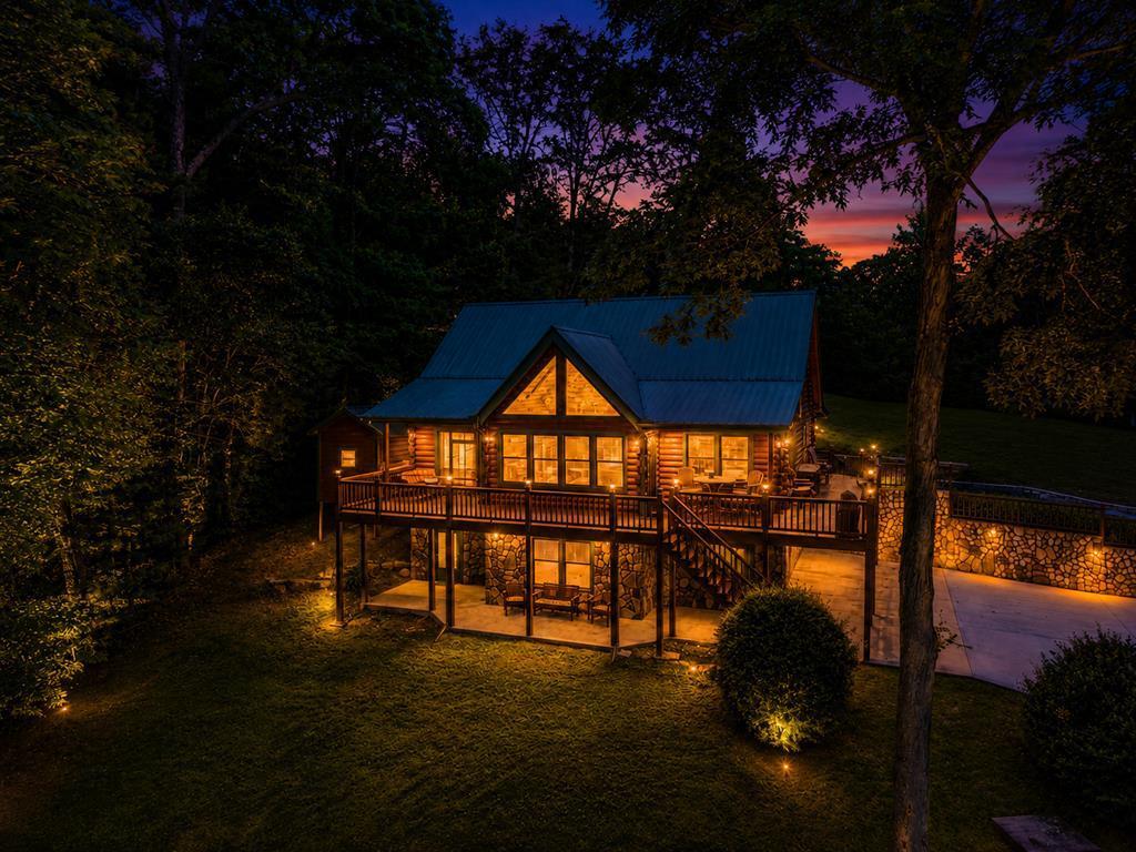 115 Wildcat Run Road Property Photo 1
