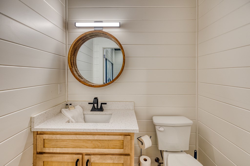 281 Raintree Bend Property Photo 46