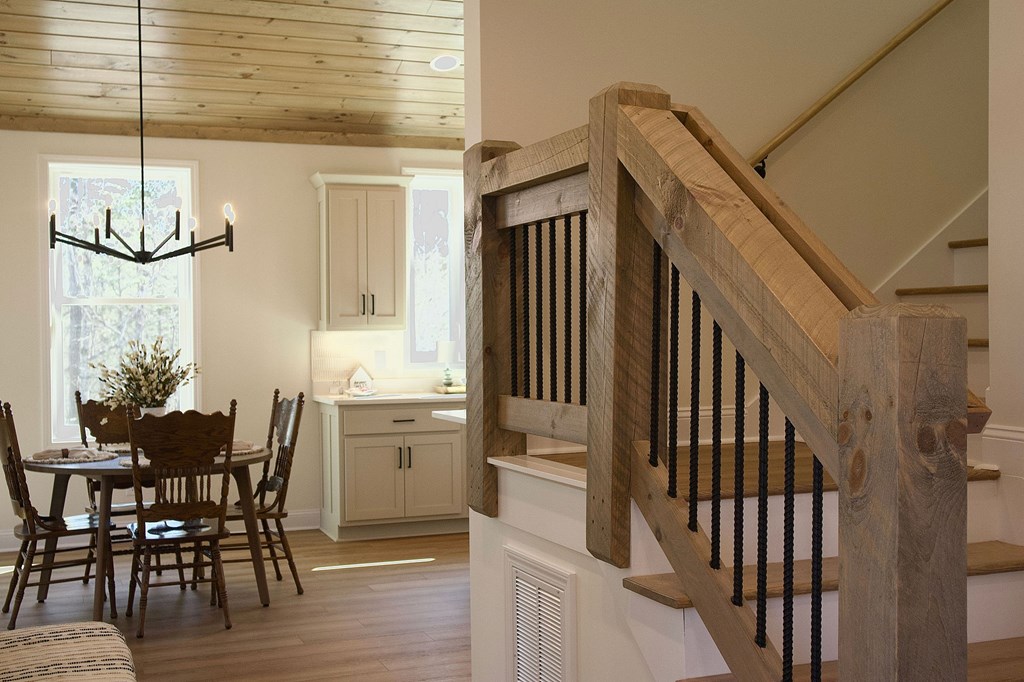 295 Mountain Laurel Ridge Property Photo 8