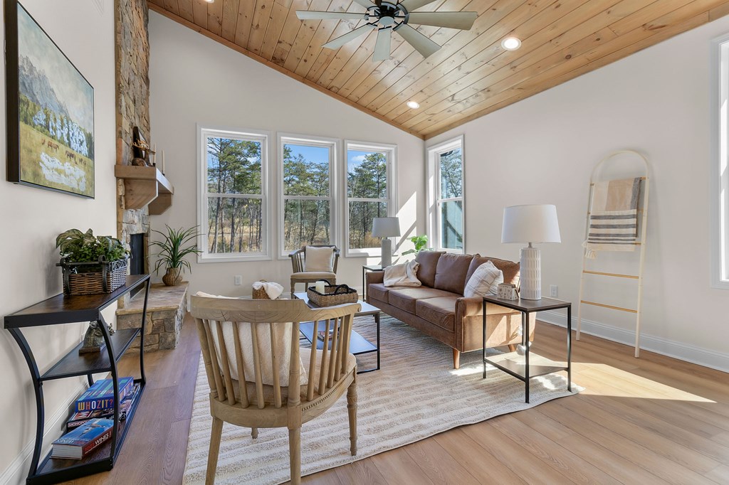 295 Mountain Laurel Ridge Property Photo 16