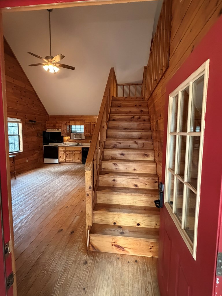 8 Virginia Lane Property Photo 6