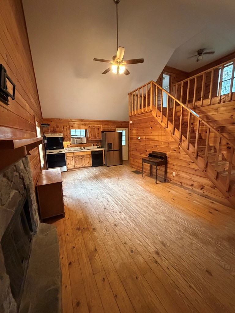 8 Virginia Lane Property Photo 9