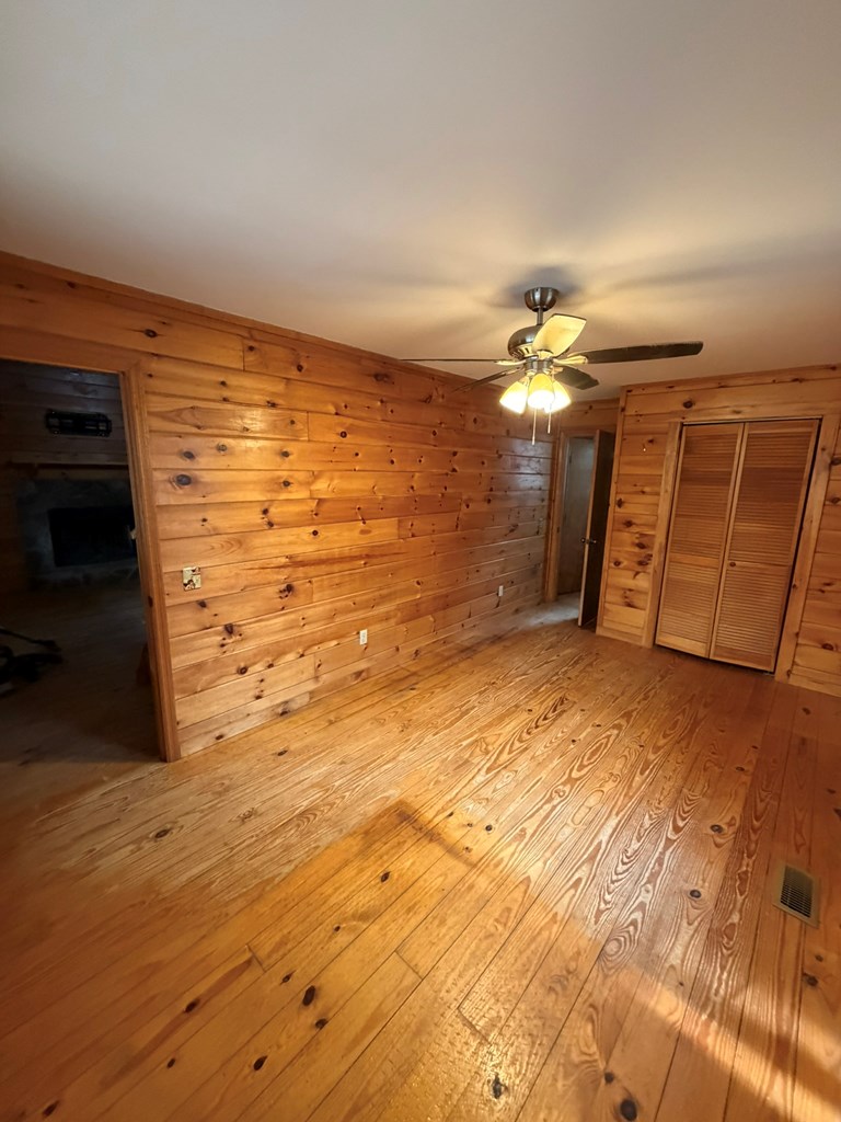 8 Virginia Lane Property Photo 24