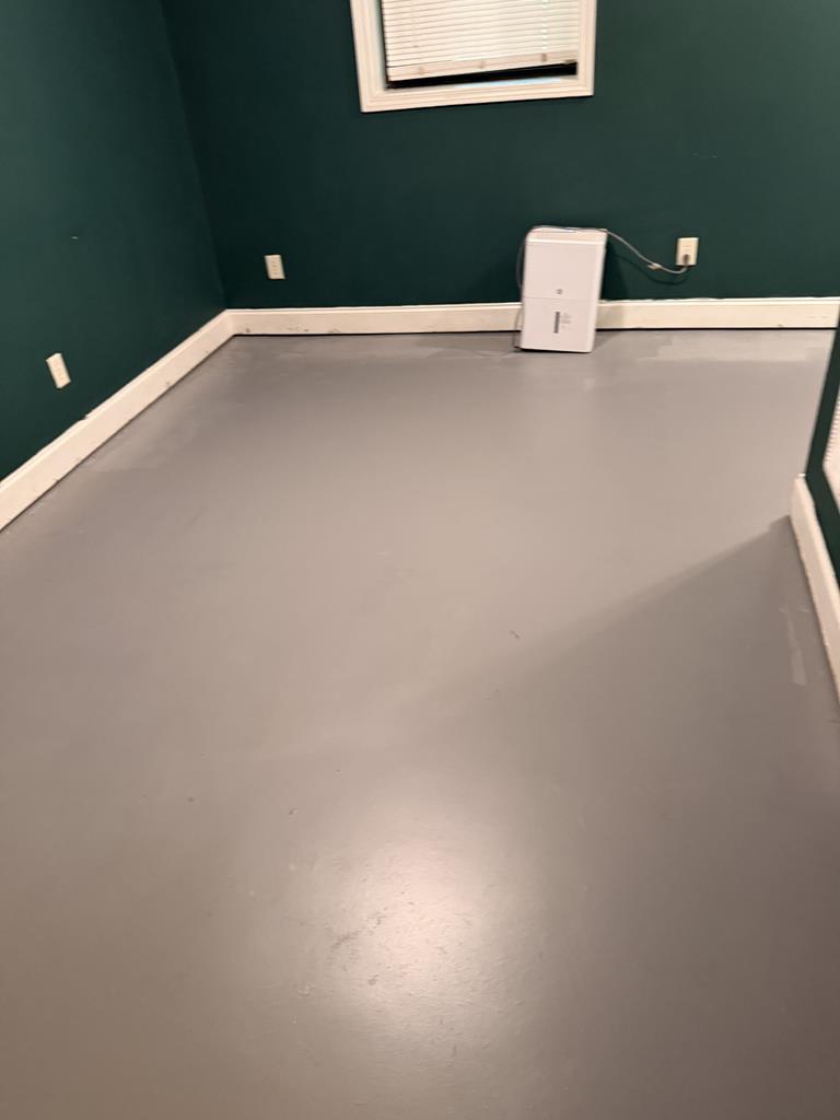 8 Virginia Lane Property Photo 31