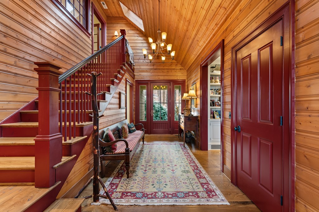 1115 Outlook Road Property Photo 4