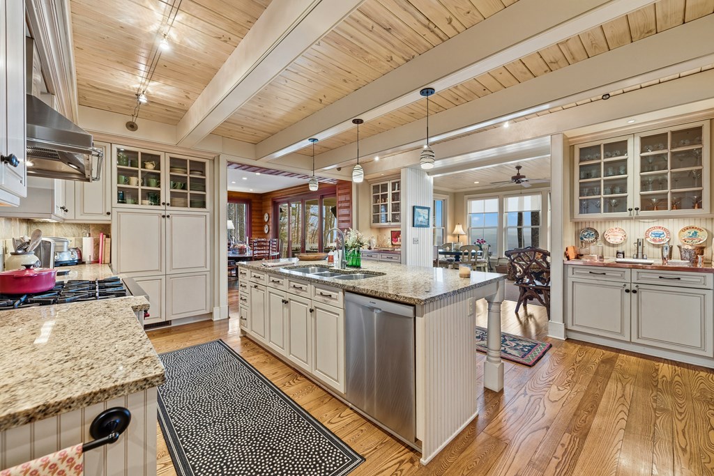 1115 Outlook Road Property Photo 16
