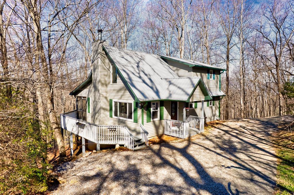708 Wilson Mountain Road Property Photo 1