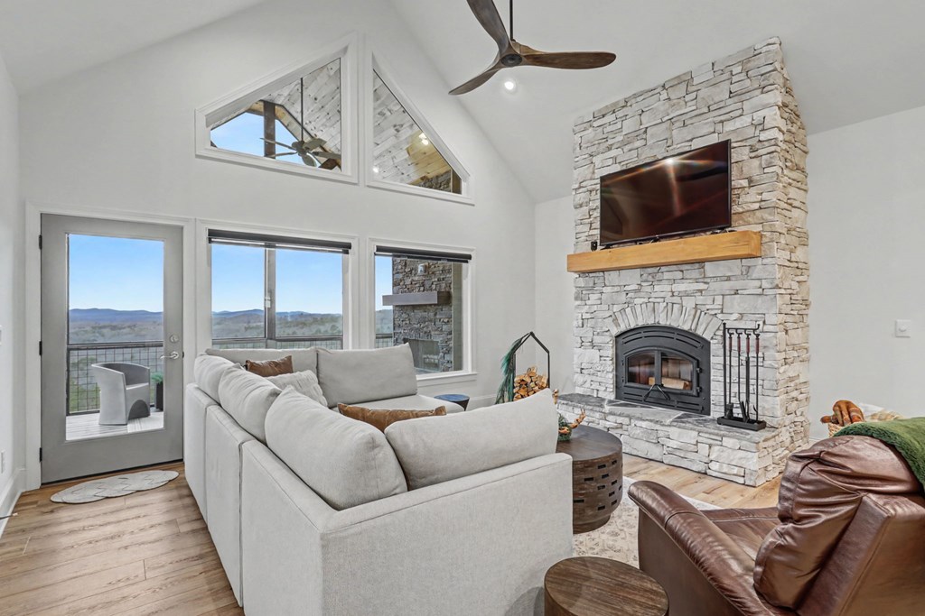 104 Sunset View Property Photo 18