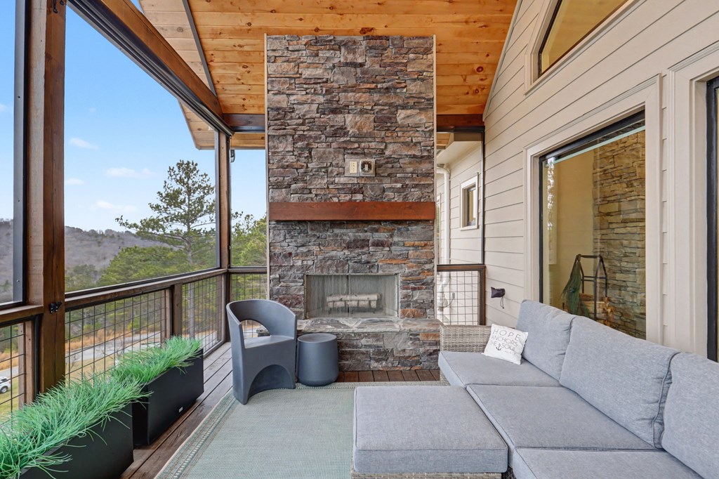 104 Sunset View Property Photo 19
