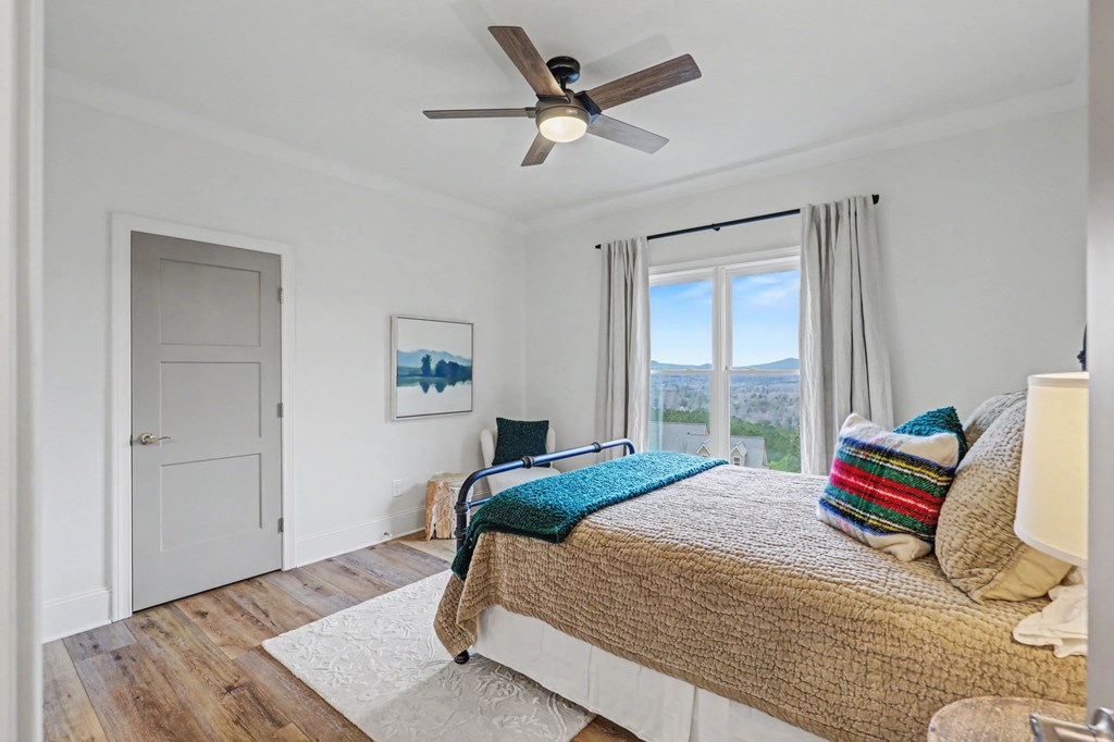 104 Sunset View Property Photo 46