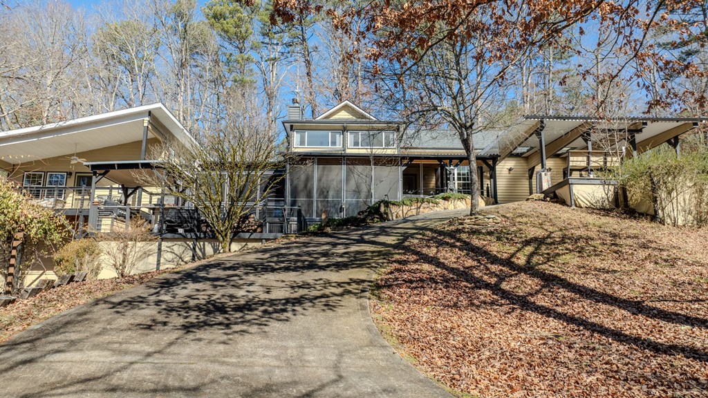 214 Hedden Road Property Photo 9