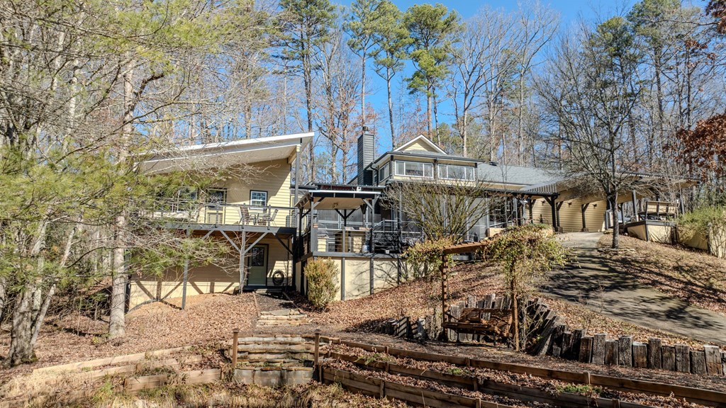 214 Hedden Road Property Photo 10