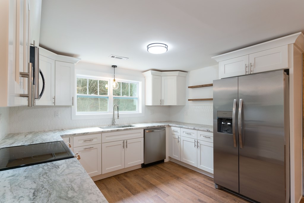 5107 Boiling Springs Road Property Photo 4