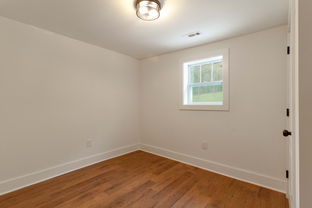 5107 Boiling Springs Road Property Photo 18