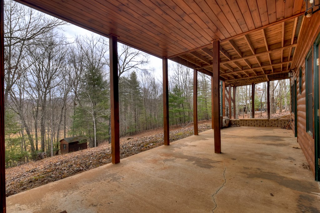 61 Spring Ridge Trail Property Photo 32