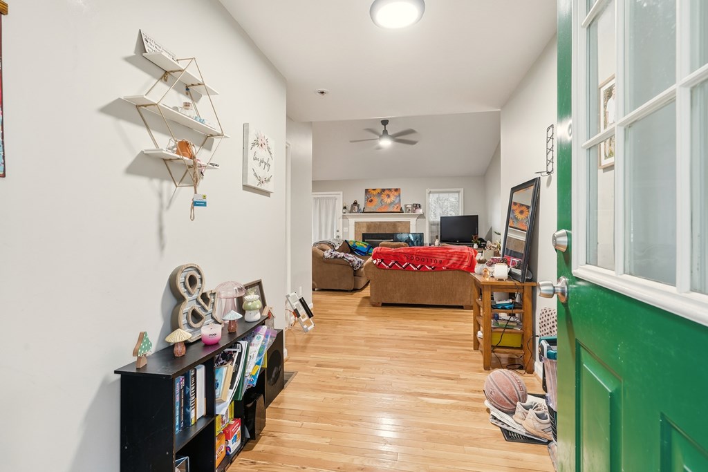 5421 School Street Property Photo 6