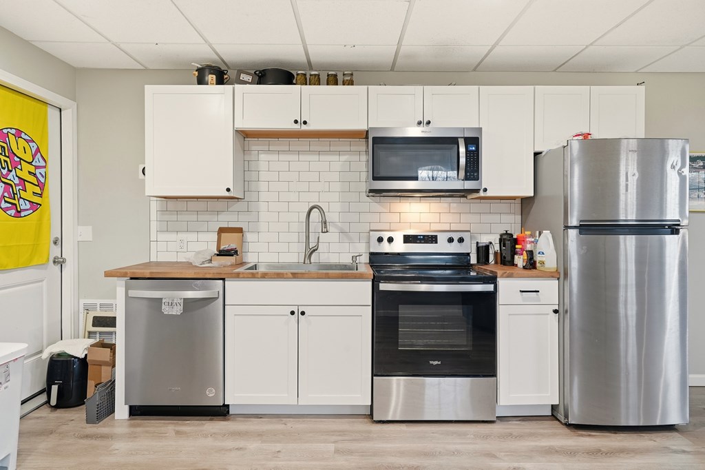 5421 School Street Property Photo 12