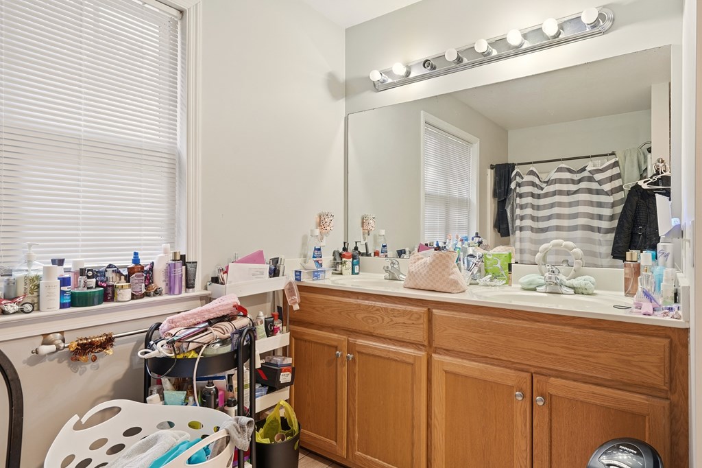 5421 School Street Property Photo 20