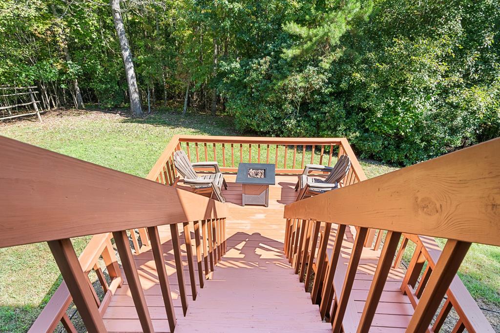 138 Oakwood Trail Property Photo 25