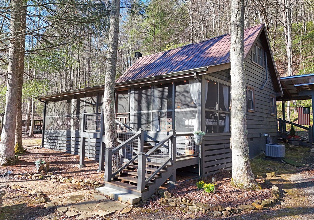 642 Everett Road Property Photo 21