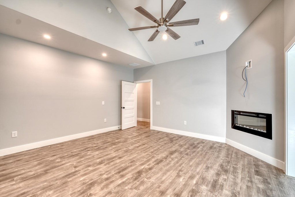 98f Brett Way Property Photo 19