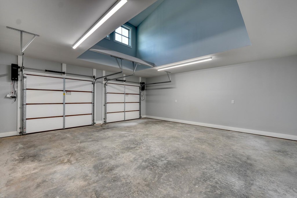 98f Brett Way Property Photo 32
