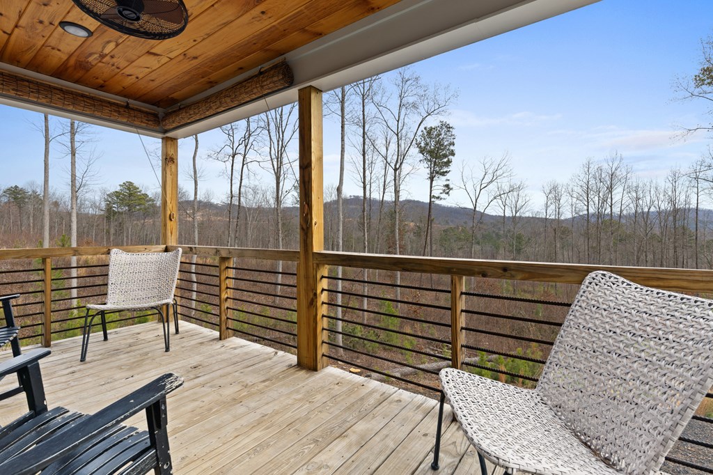 1281 Twisted Oak Road Property Photo 3